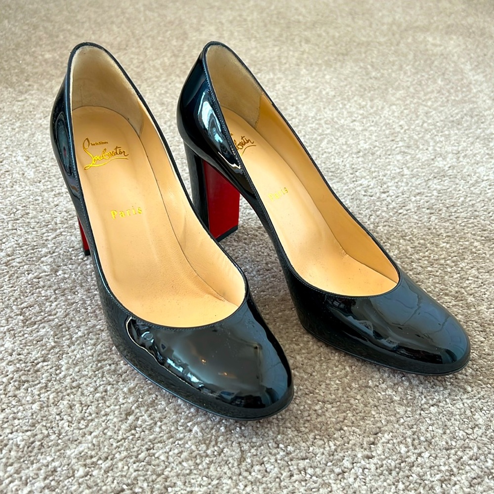CHRISTIAN LOUBOUTIN black parent heels 40.5
